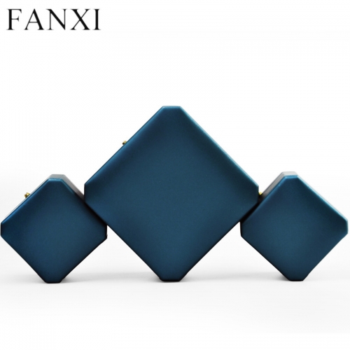 Custom logo LED light leather jewelry packaging box