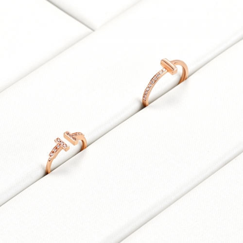 Luxury metal frame jewelry display set with white leather
