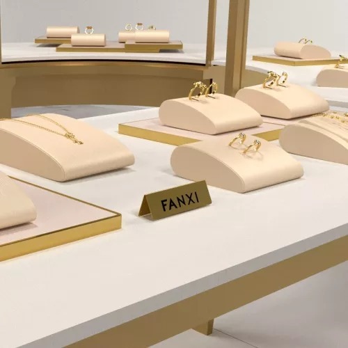 FANXI champagne luxury metal frame jewelry display set with pu leather