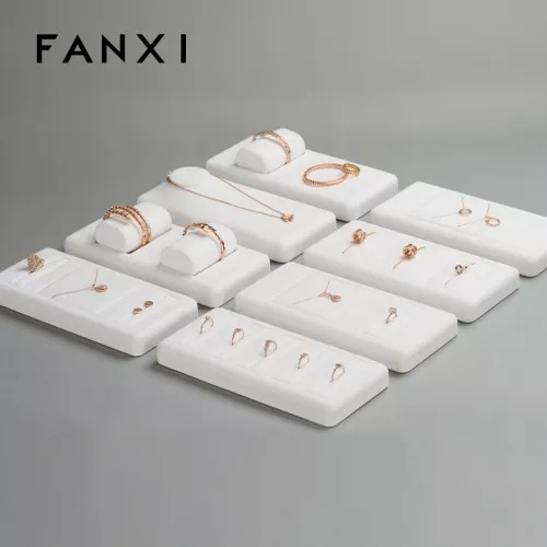 New design white microfiber jewellery display set for ring pendant bangle