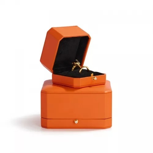 Custom logo/colour leather jewelry packaging box with black velvet inside