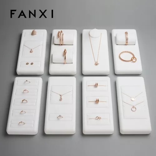 New design white microfiber jewellery display set for ring pendant bangle