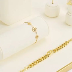 FANXI luxury metal frame jewelry display set with beige microfiber