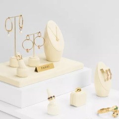 FANXI new design cream microfiber jewelry display stand set