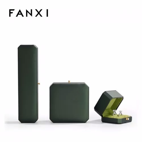 Custom logo & colour green leather jewelry packaging box with microfiber inside