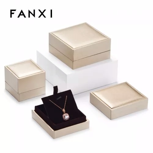 Gold colour leatherette paper jewellery packaging box Gold colour leatherette paper jewellery packaging box