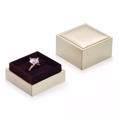 Gold colour leatherette paper jewellery packaging box Gold colour leatherette paper jewellery packaging box