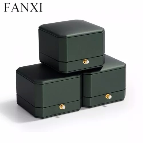 Custom logo & colour green leather jewelry packaging box with microfiber inside