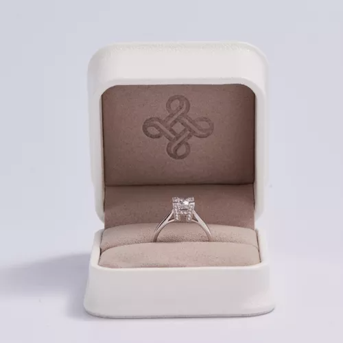 leather jewelry box_jewelry subscription box_girls jewelry box