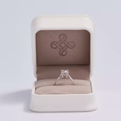 leather jewelry box_jewelry subscription box_girls jewelry box