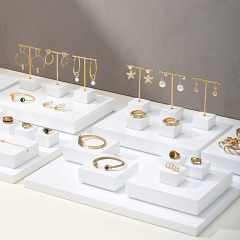 FANXI luxury white colour jewellery display exhibitor