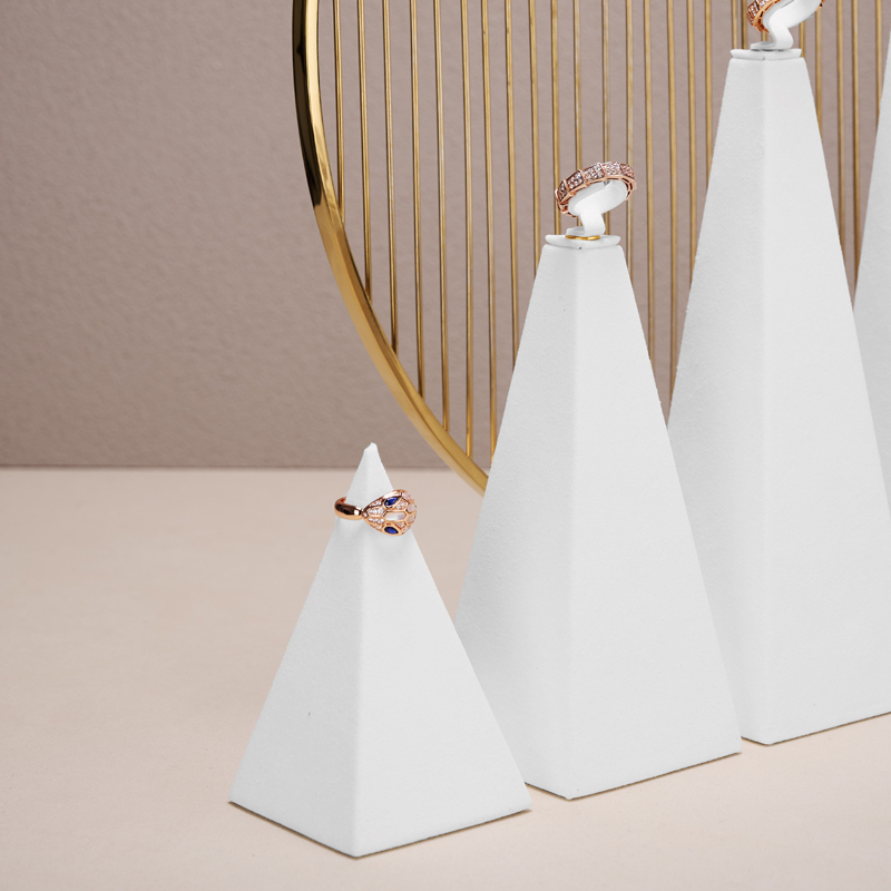 FANXI high quality White Metal Microfiber ring holder jewelry