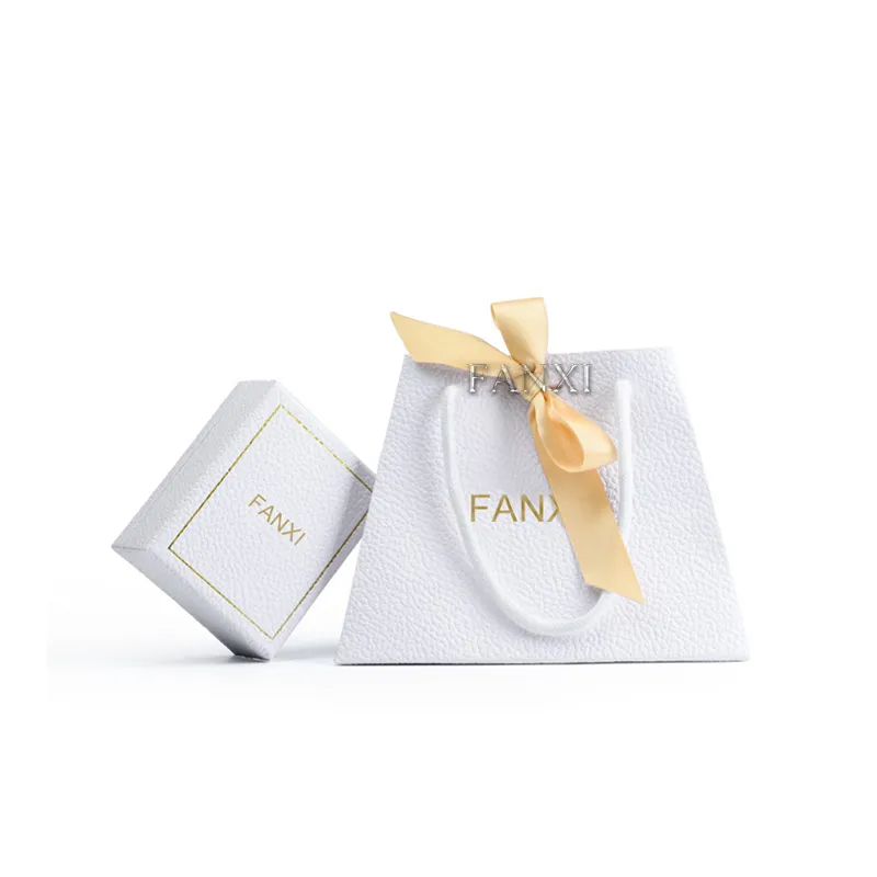 FANXI Wholesale Custom Logo Paper Shopping Bags With Ribbon And Handle For Jewelry Watch Cloth Cosmetic Packaging Luxury White Paper Gift Bag