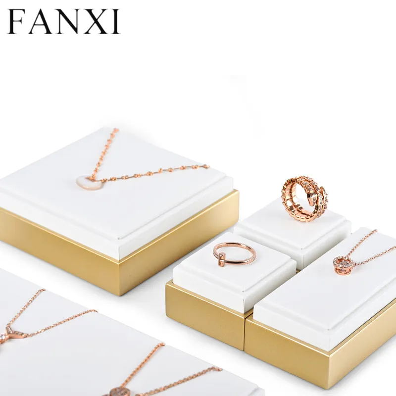 Luxury PU leather jewelry display stand set