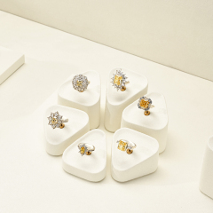 FANXI high quality Beige Microfiber ring display Jewelry set