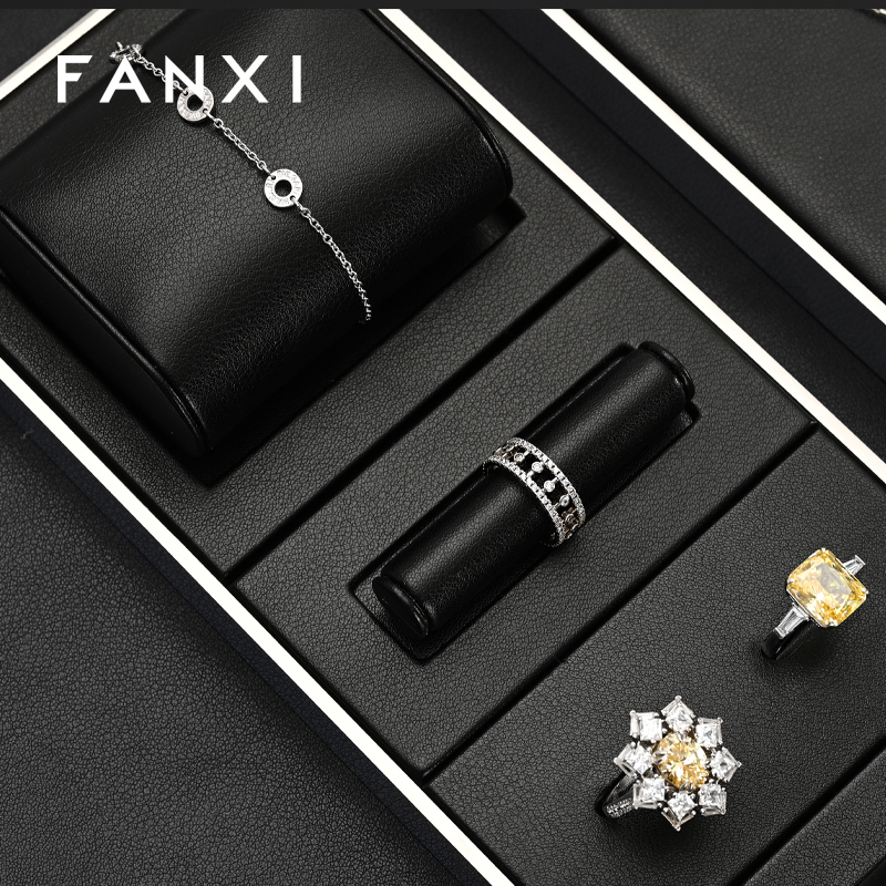 FANXI factory Black Leather metal jewelry presentation