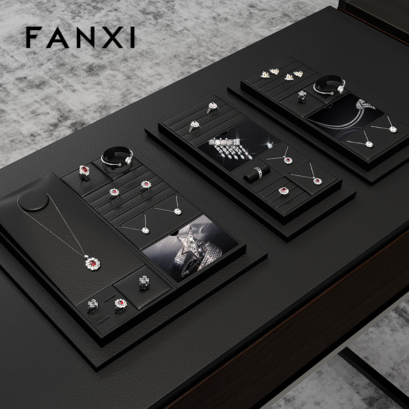 FANXI hot sale Black PU leather Jewelry display set series Product parameters Synopsis Name: Jewelry display set series Number: TT322 Material: PU leather Color: Black