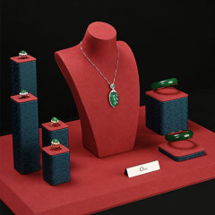 FANXI custom Green and Red Microfiber leather jewellery display