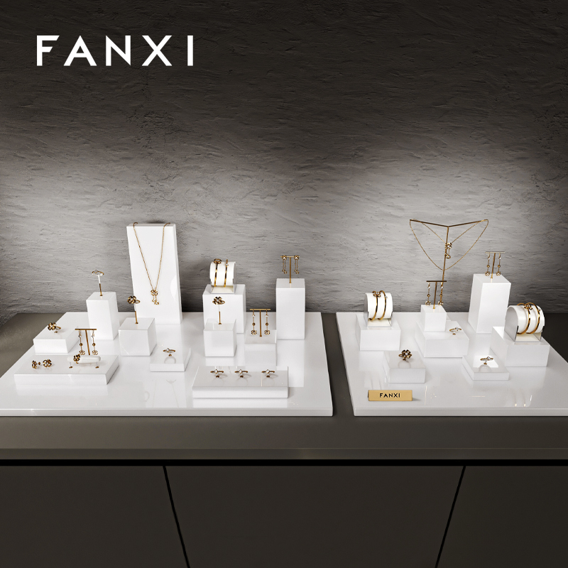 FANXI luxury White MDF spray paint Jewelry Display