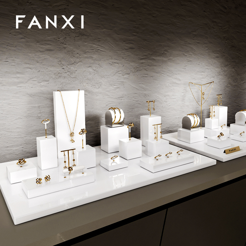 FANXI luxury White MDF spray paint Jewelry Display