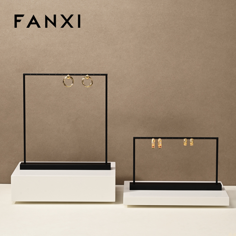 FANXI wholesale Black metal luxury jewelry display stand