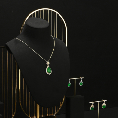High-end metal frame jewelry display set with black microfiber