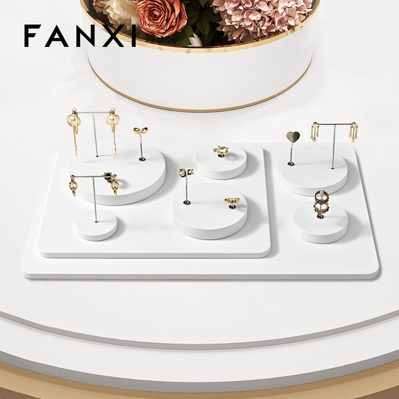 FANXI wholesale White leather luxury jewellery display