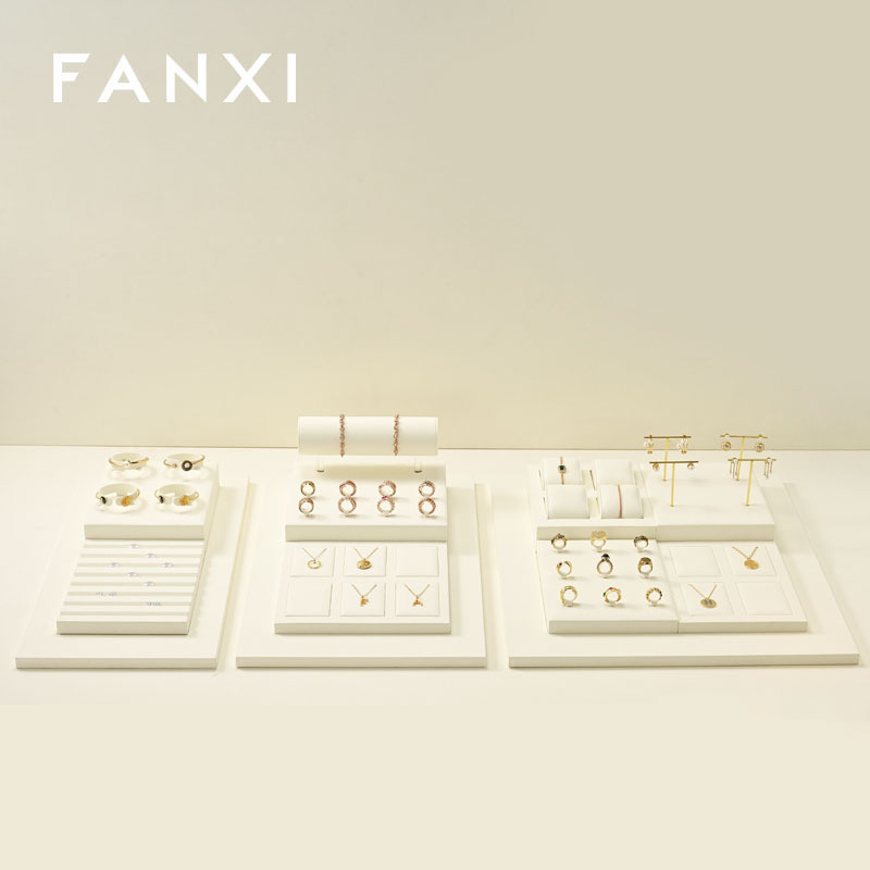 FANXI new arrival Beige Microfiber jewellery ring display