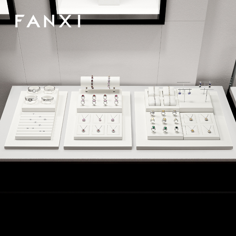 FANXI factory White Leather luxury jewellery display