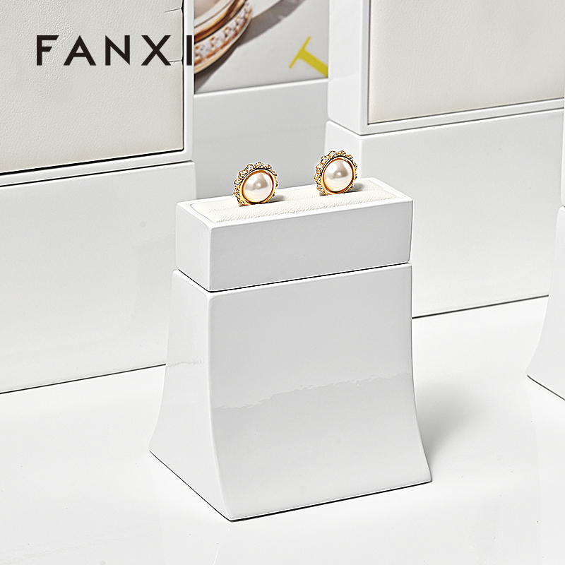 FANXI factory White Baking paint Jewelry display set series