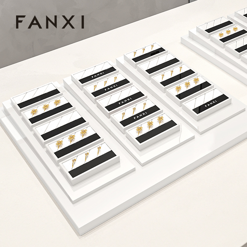 FANXI Factory White lacquer luxury jewellery display