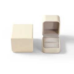 FANXI Custom beige leather Microfber Ring Box