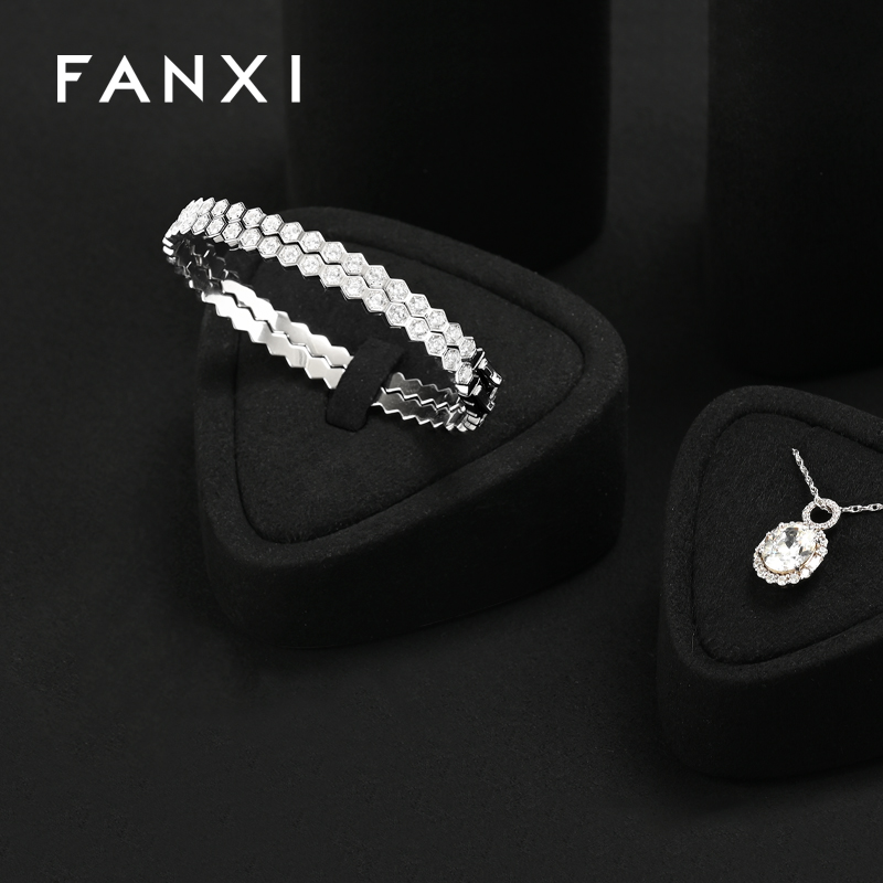 FANXI Fashion Black Microfiber Jewelry display set