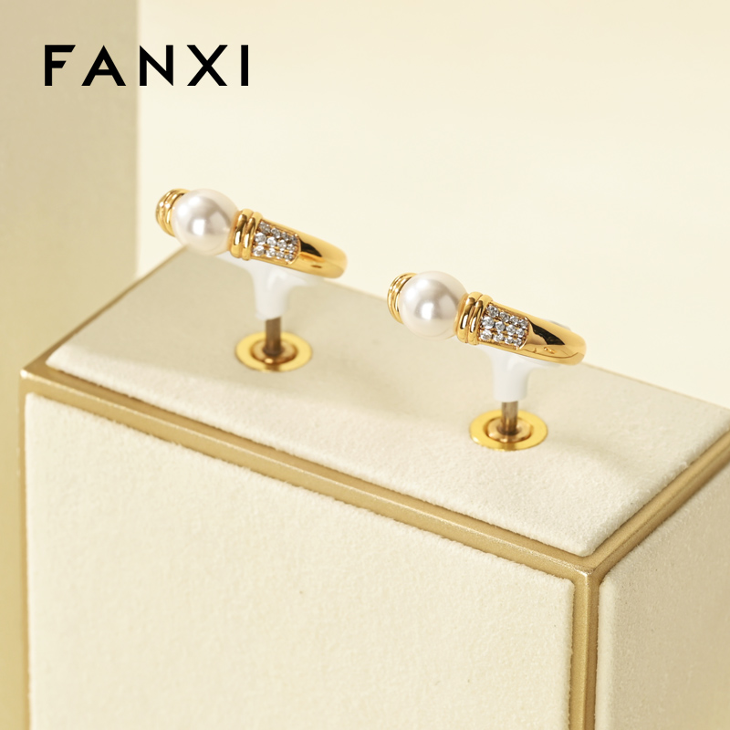 FANXI Wholesale Beige Baking paint Jewelry display set
