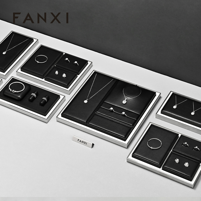 FANXI Factory Black Leather Jewelry Display