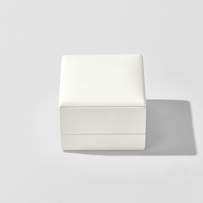 FANXI Custom white leather microfiber jewelry box