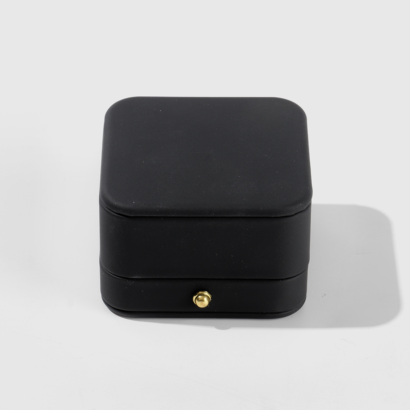 FANXI Custom black and velvet jewelry box