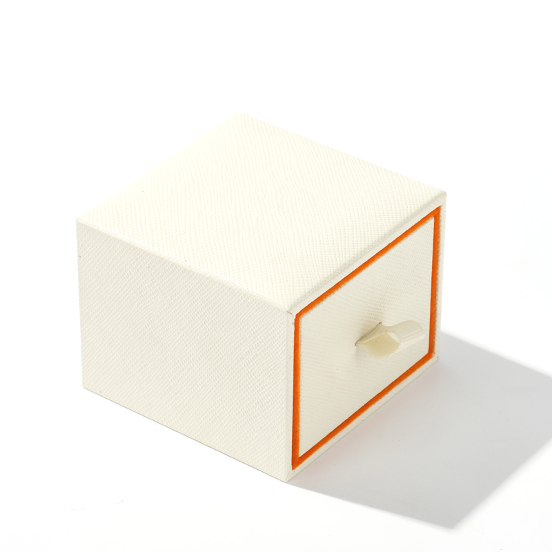 FANXI Custom white velvet inside ring box