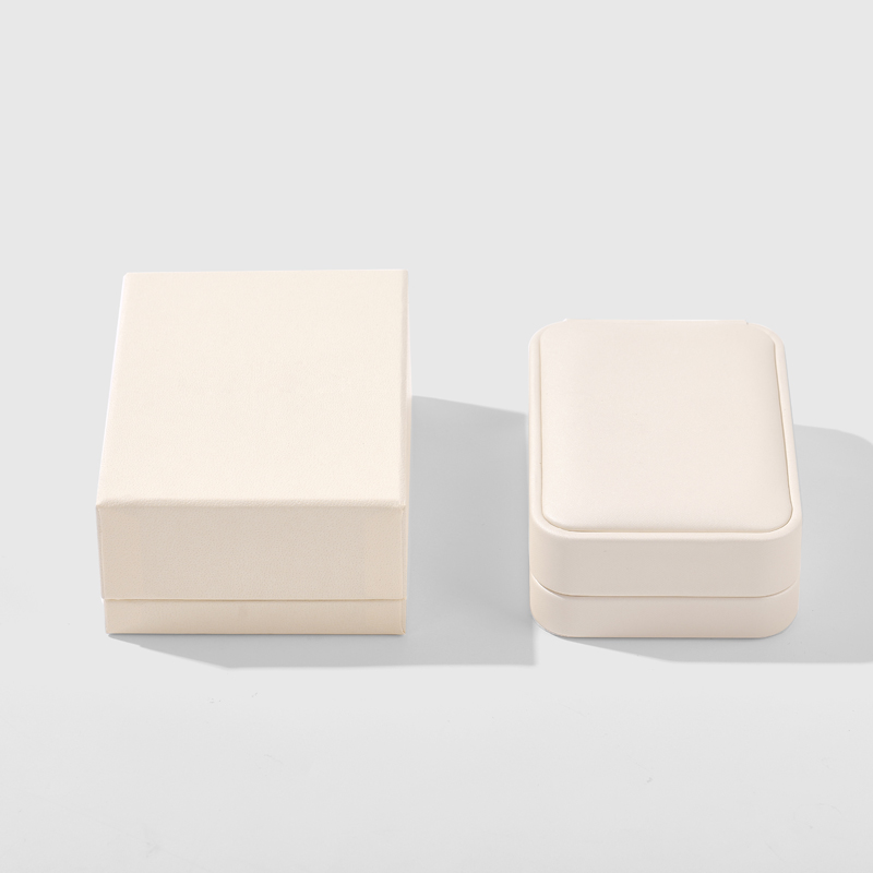 FANXI Custom off white microfiber jewelry box