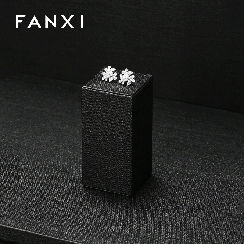 FANXI Wholesale Black Leather Jewelry Display