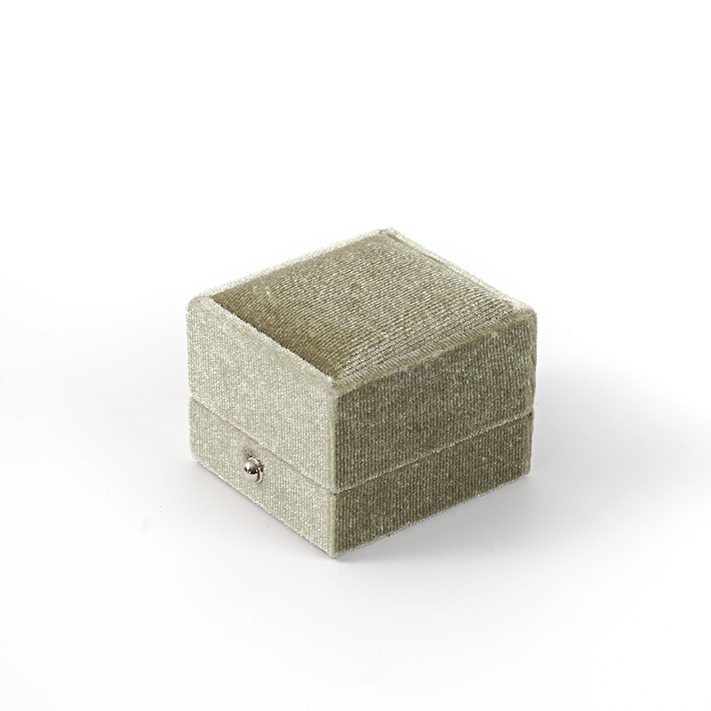 FANXI Custom green velvet ring box