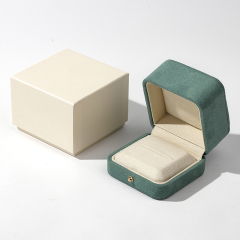 FANXI Custom light green suede ring box