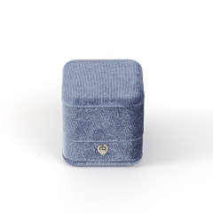 FANXI Custom velvet blue ring box