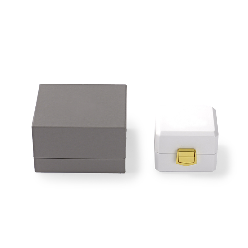 FANXI Custom white piano paint ring box