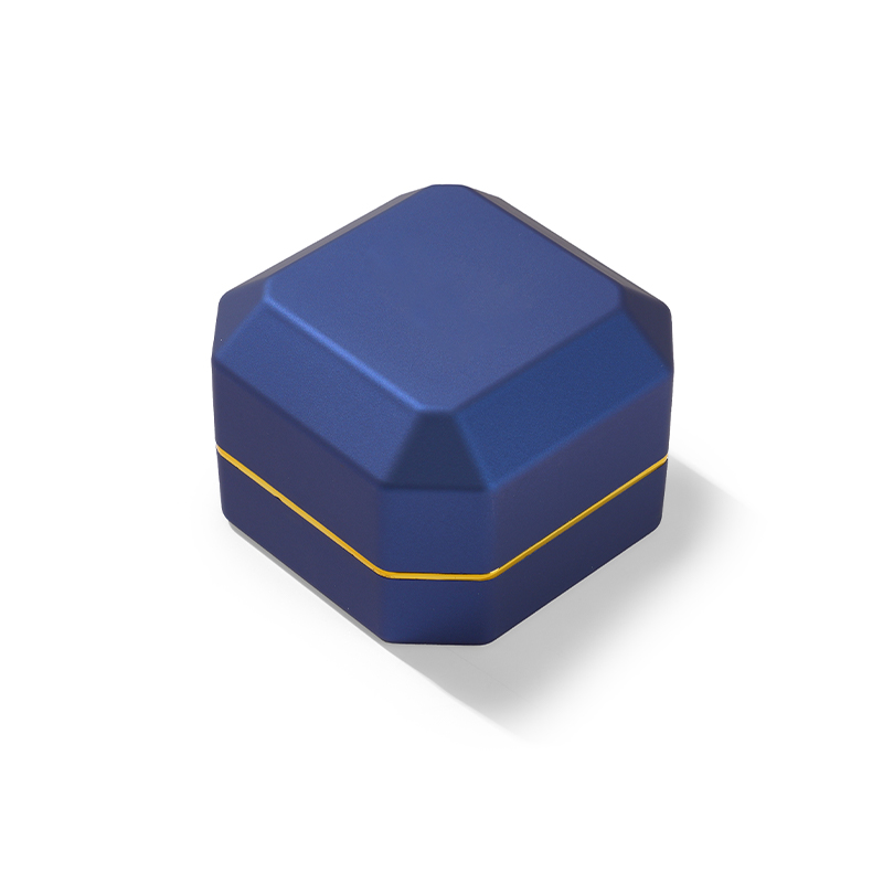FANXI Custom blue painted earring and ring box