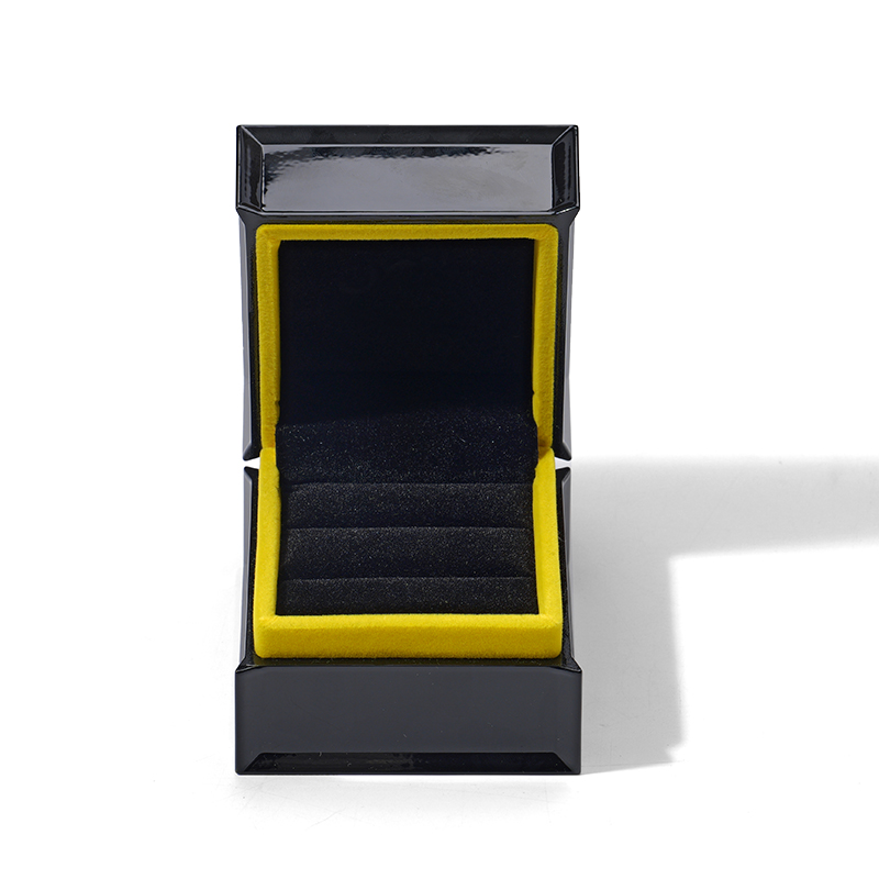 FANXI Custom black rubber paint velvet wedding ring box