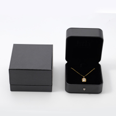 FANXI Custom black PU leather velvet necklace box