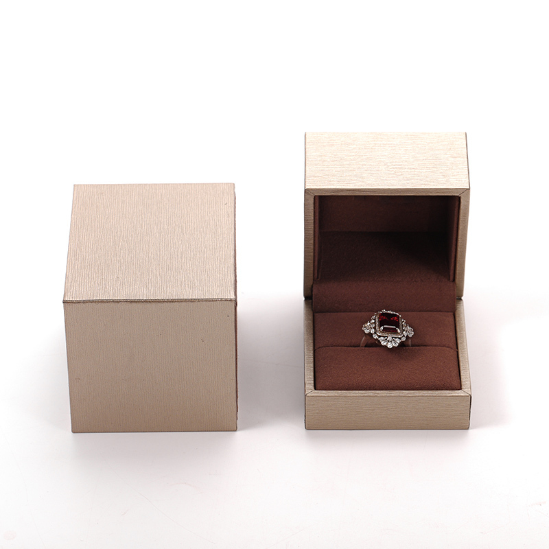 FANXI Custom champagne paper microfiber ring box