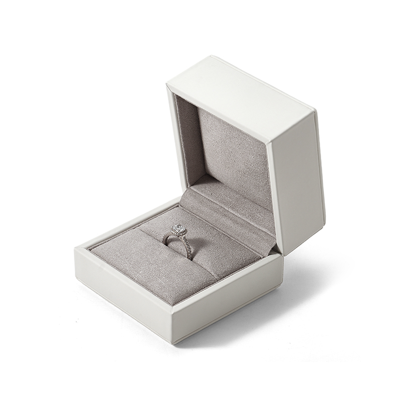 FANXI Custom white PU leather microfiber ring box