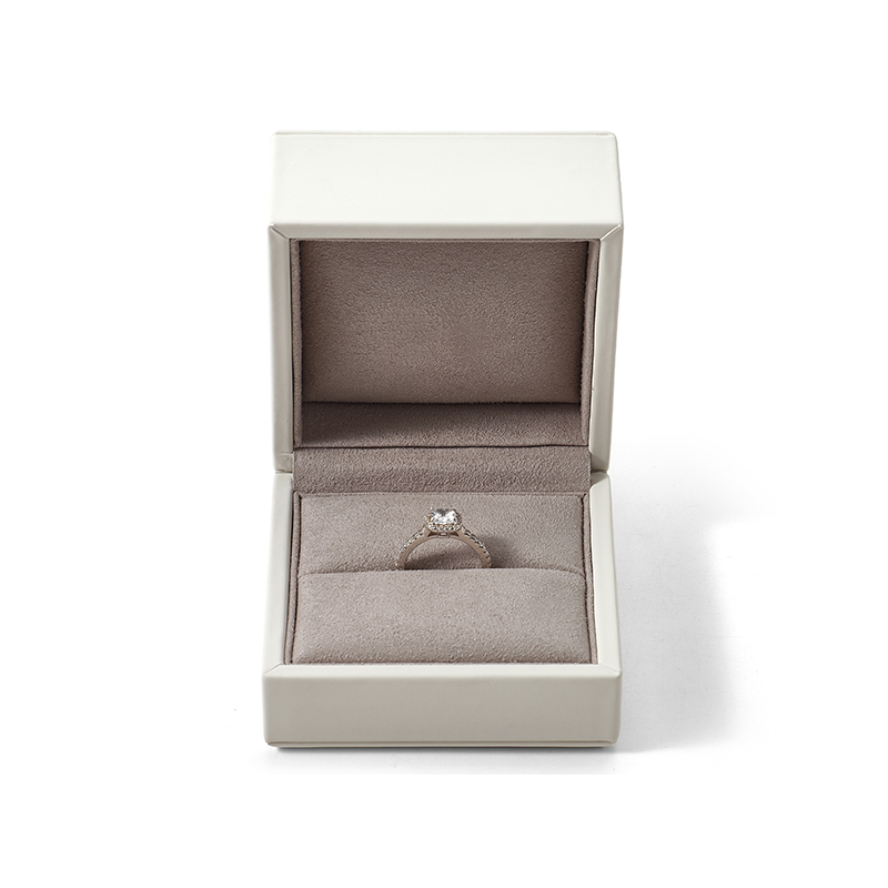 FANXI Custom white PU leather microfiber ring box
